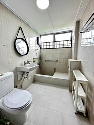 Lakeview Estate (D20), Apartment #566080911